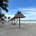 Danga Bay Baypoint Retreat